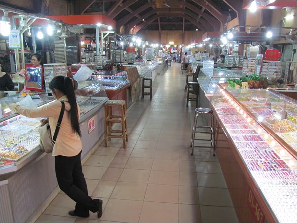Siem Reap Night Market Takılar