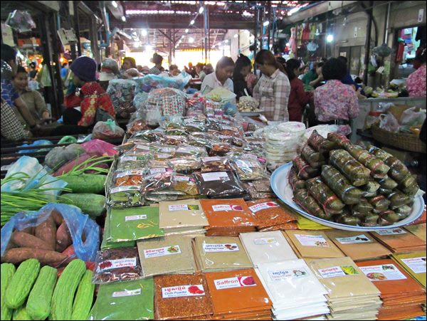Siem Reap Gece Pazarı'ndan Bir Kare
