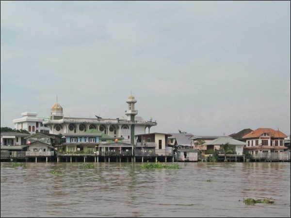 Bangkok'ta Bir Cami