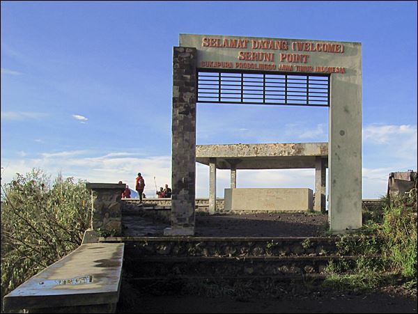 Seruni Viewpoint