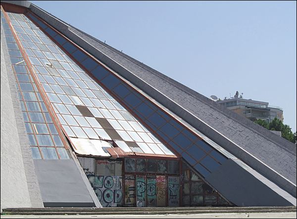 Tirana Pyramide, Albania