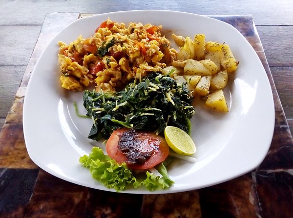 Ubud'da neler yenir, Ubud restoranları, Ubud kafeleri, Ubud'un en iyi kafeleri