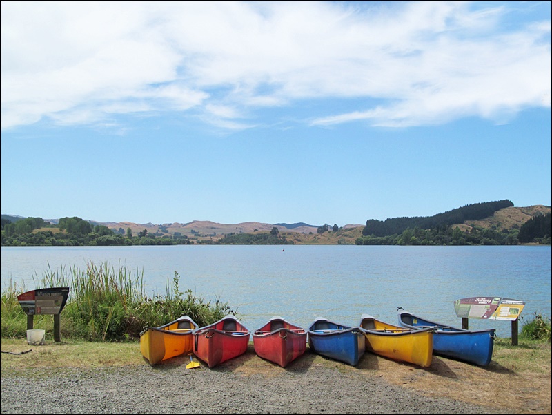 Lake Tutira - New Zealand