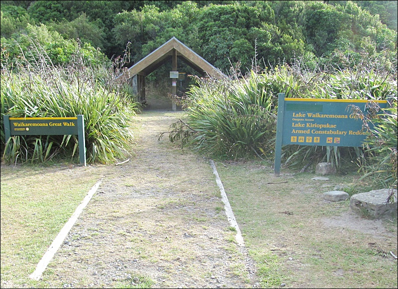 Lake Waikaremoana Great Walk - New Zealand