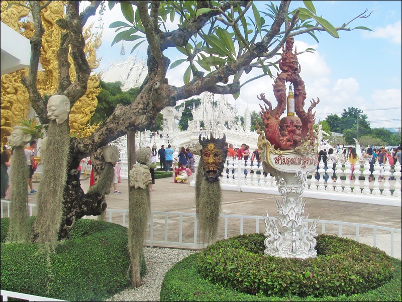 Wat Rong Khun Tapınağı (Beyaz Tapınak - White Temple) - Chiang Rai Gezi Notları, Tayland Tapınakları