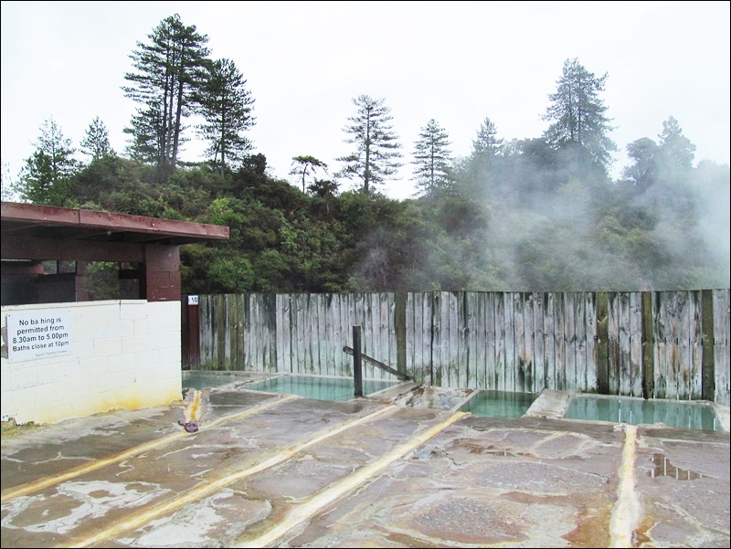 Maorilerin Termal Banyosu - Whakarewarewa Maori Köyü - Rotorua