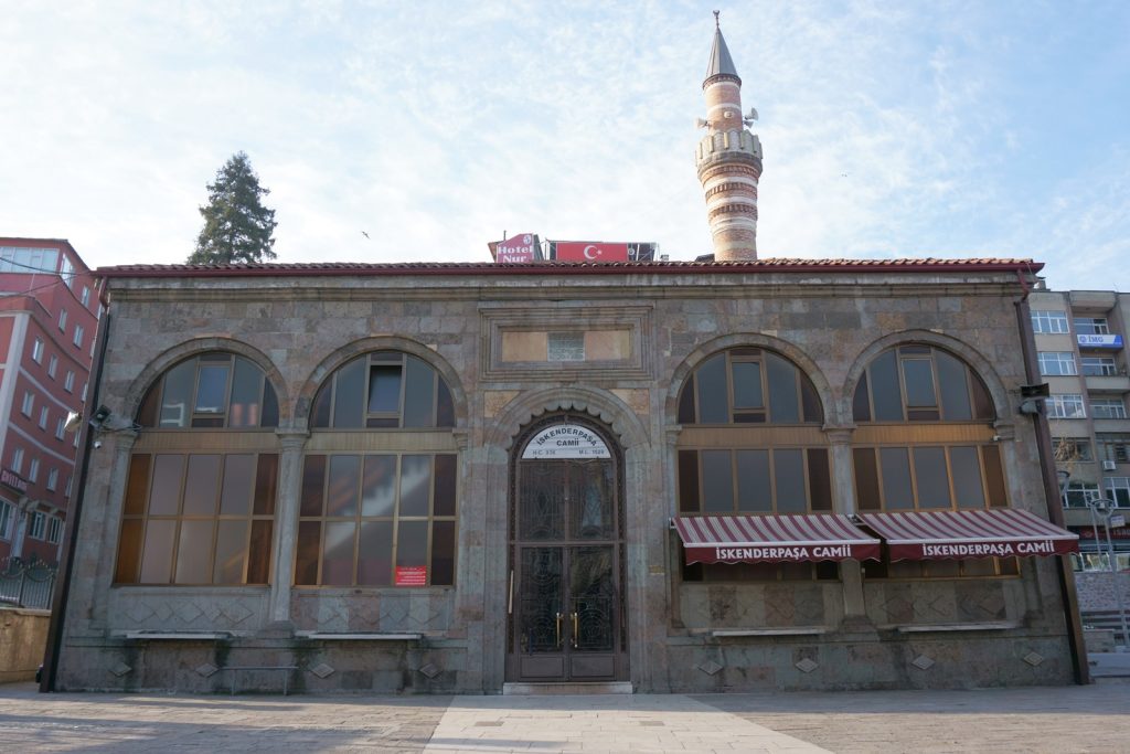 İskender Paşa Cami - Trabzon'da Gezilecek Yerler