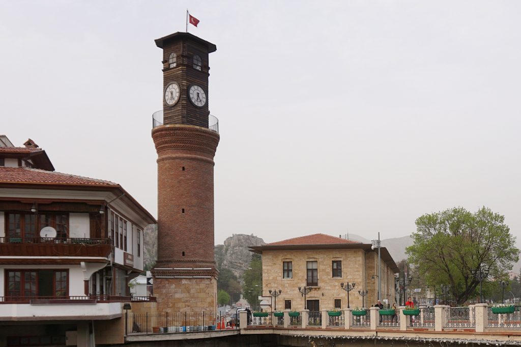 Amasya Saat Kulesi - Amasya'da Görülecek Yerler
